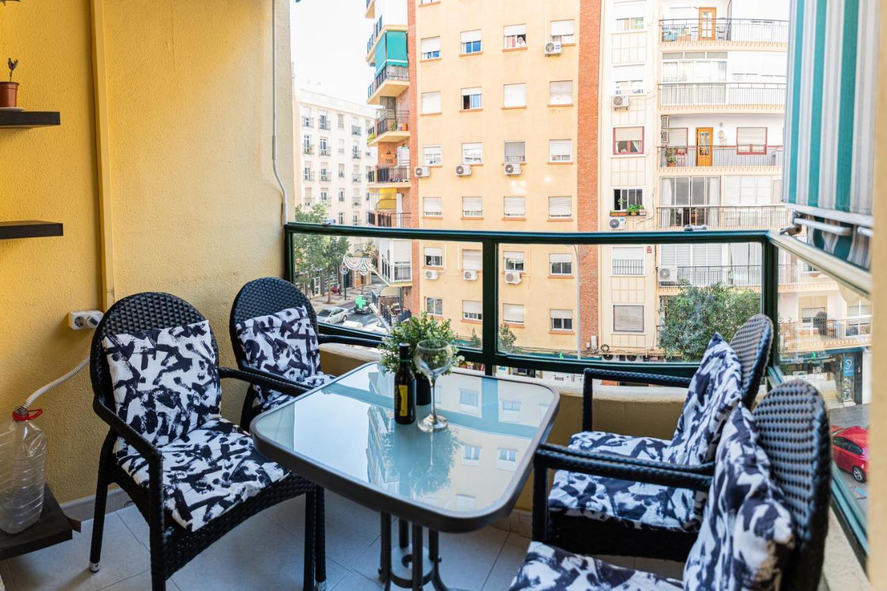 Galvez Rooms Малага Екстериор снимка