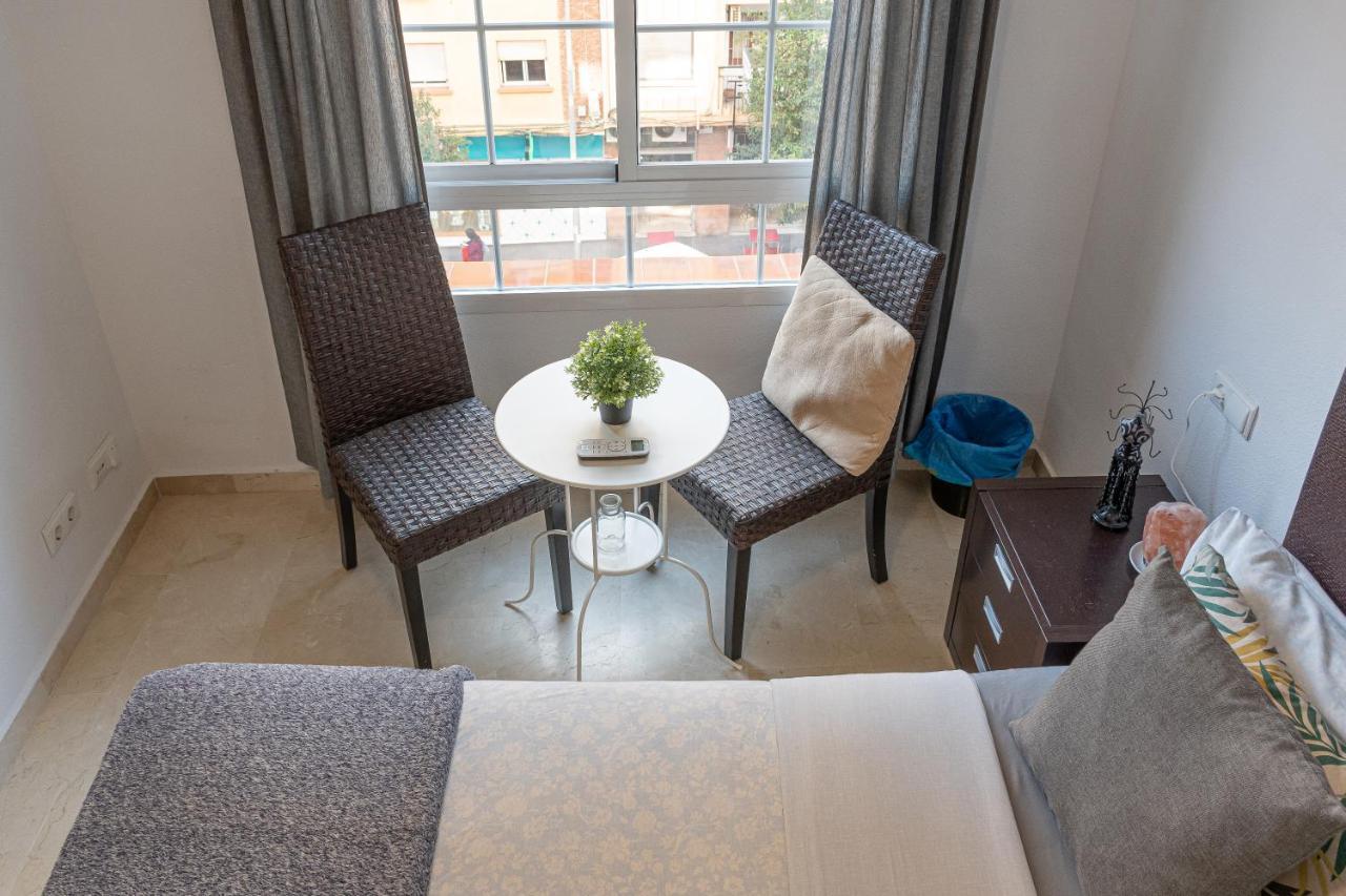 Galvez Rooms Малага Екстериор снимка