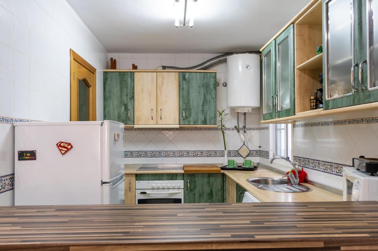Galvez Rooms Малага Екстериор снимка