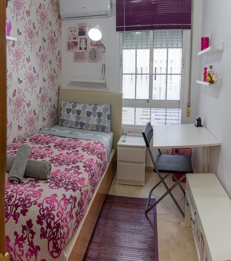 Galvez Rooms Малага Екстериор снимка