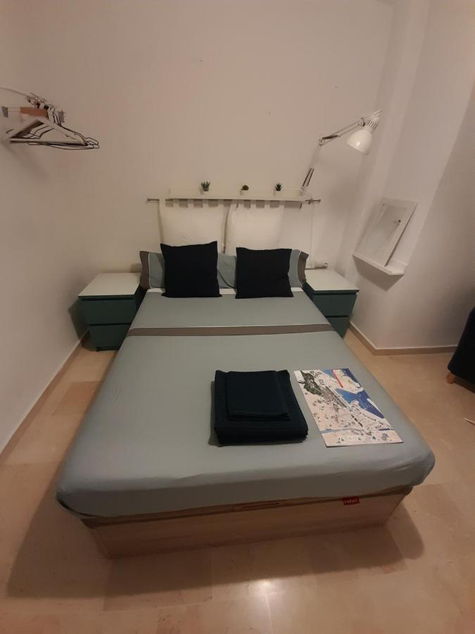 Galvez Rooms Малага Екстериор снимка